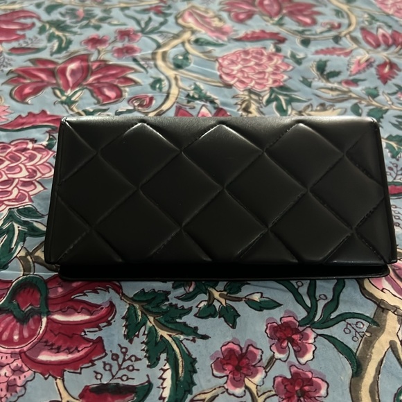 Chanel Sunglasses - Brand new never worn. - Picture 4 of 7